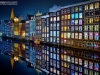 Amsterdam se dévoile dans une fresque de façades aux milles couleurs