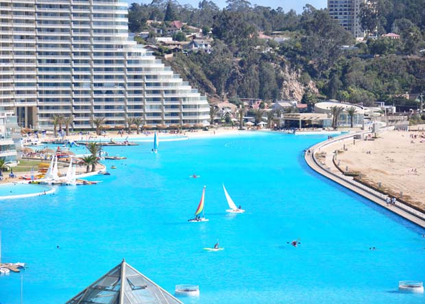 crystal-lagoons-la-plus-grande-piscine-au-monde-est-au-chili16