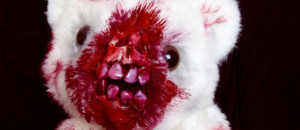 noffrez-surtout-pas-ces-effrayants-nounours-zombies-a-vos-enfants-une