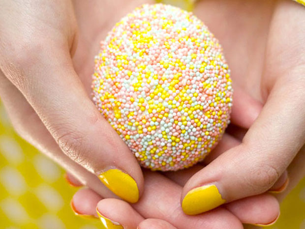 15-idees-vraiment-originales-pour-decorer-vos-oeufs-de-paques-une