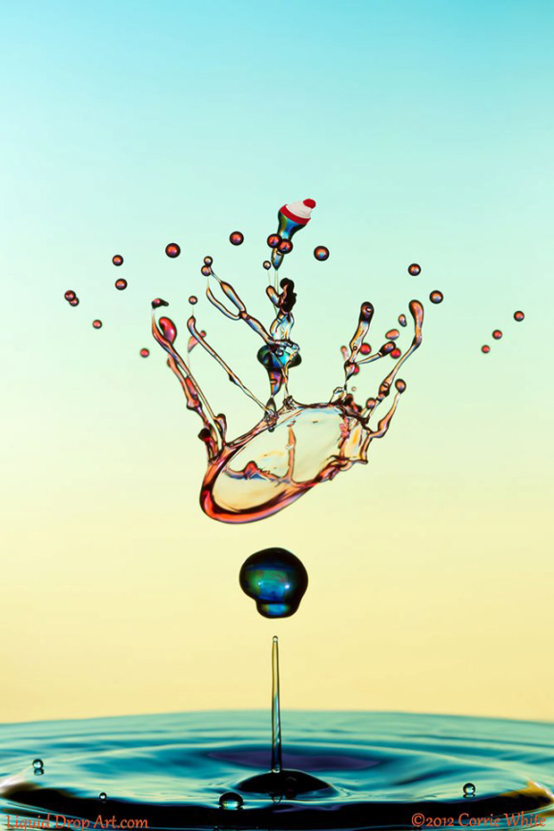 une-artiste-transforme-leau-en-sculptures-multicolores-etonnantes13