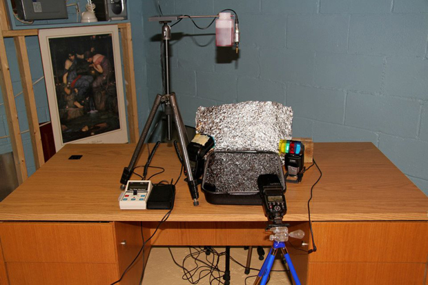 une-artiste-transforme-leau-en-sculptures-multicolores-etonnantes18