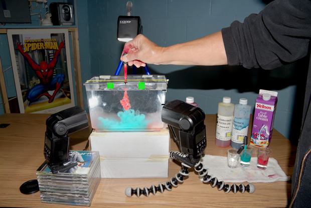 une-artiste-transforme-leau-en-sculptures-multicolores-etonnantes21