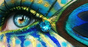 20-maquillages-magnifiques-pour-les-geekettes-super-coquettesUNE