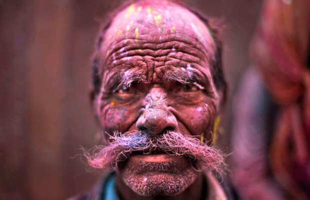 25-photographies-eblouissantes-du-festival-des-couleurs-en-inde-19