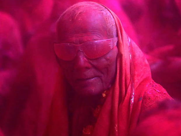 25-photographies-eblouissantes-du-festival-des-couleurs-en-inde-4