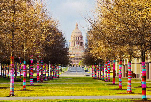 Le Yarn Bombing, nouveau phénomène d'art urbain, envahit nos rues !