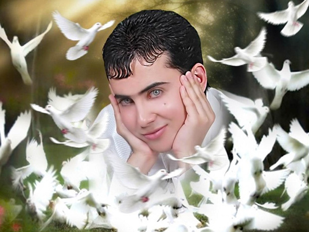 Ahmed Angel, l'homme le plus narcissique de Facebook se dévoile en images