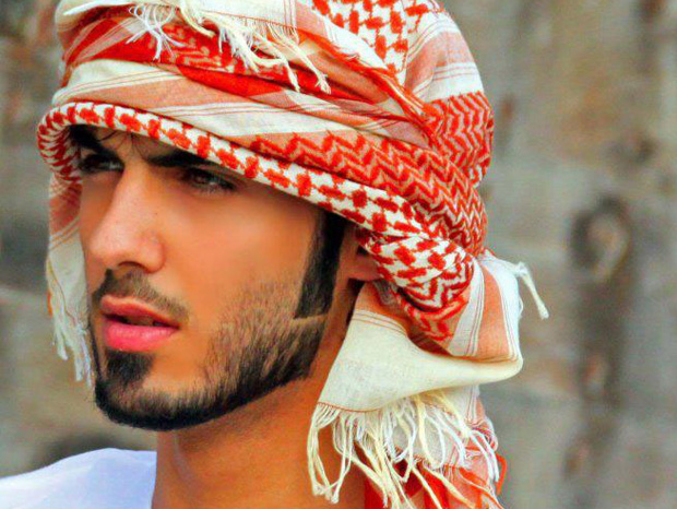 sa-beaute-est-une-menace-pour-les-dames-il-est-expulse-darabie-saoudite6