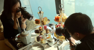 vos-amis-prennent-en-photo-leur-nourriture-ils-ont-peut-etre-un-probleme-psychologiqueUNE