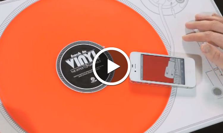 le-vinyle-que-vous-pouvez-lire-directement-avec-votre-smartphone-une