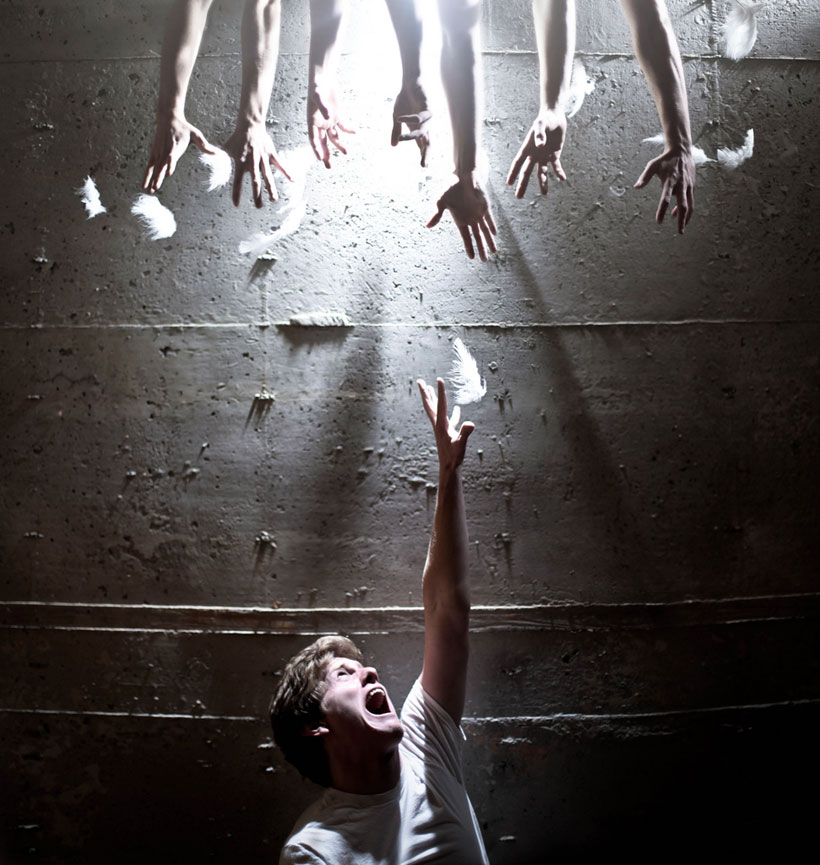 a-19-ans-il-realise-dincroyables-photos-ou-se-melent-realite-et-imaginaire1