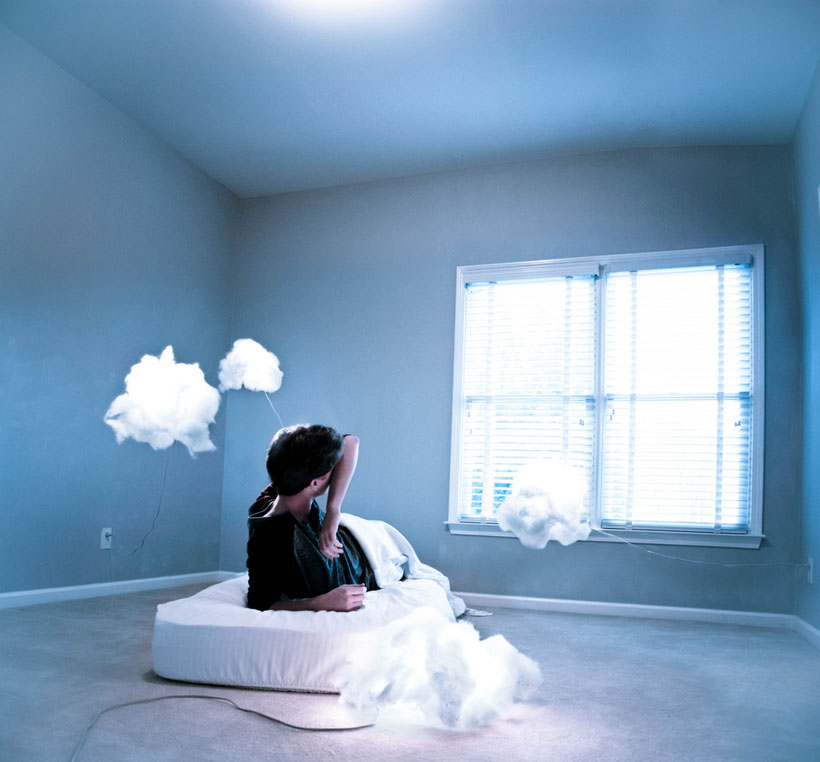 a-19-ans-il-realise-dincroyables-photos-ou-se-melent-realite-et-imaginaire11