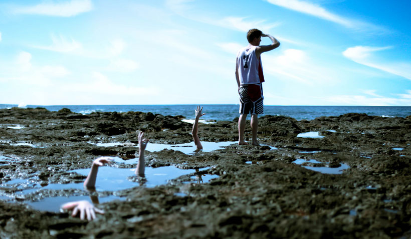 a-19-ans-il-realise-dincroyables-photos-ou-se-melent-realite-et-imaginaire13