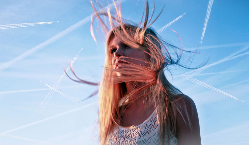 a-19-ans-il-realise-dincroyables-photos-ou-se-melent-realite-et-imaginaire14