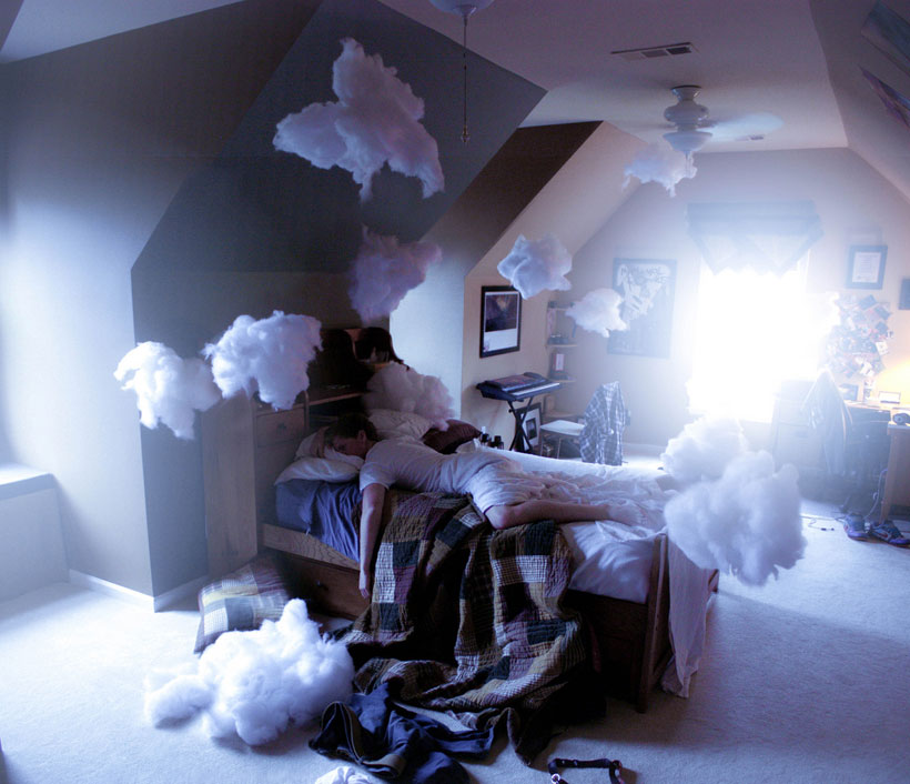 a-19-ans-il-realise-dincroyables-photos-ou-se-melent-realite-et-imaginaire21