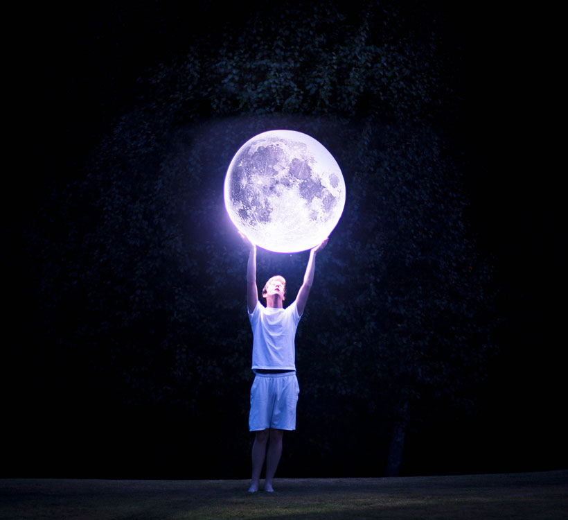 a-19-ans-il-realise-dincroyables-photos-ou-se-melent-realite-et-imaginaire23