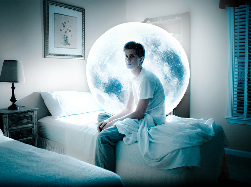 a-19-ans-il-realise-dincroyables-photos-ou-se-melent-realite-et-imaginaire27