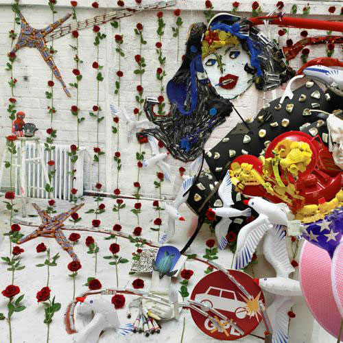 un-artiste-francais-reproduit-de-facon-surprenante-des-personnages-celebres-avec-des-objets-du-quotidien10