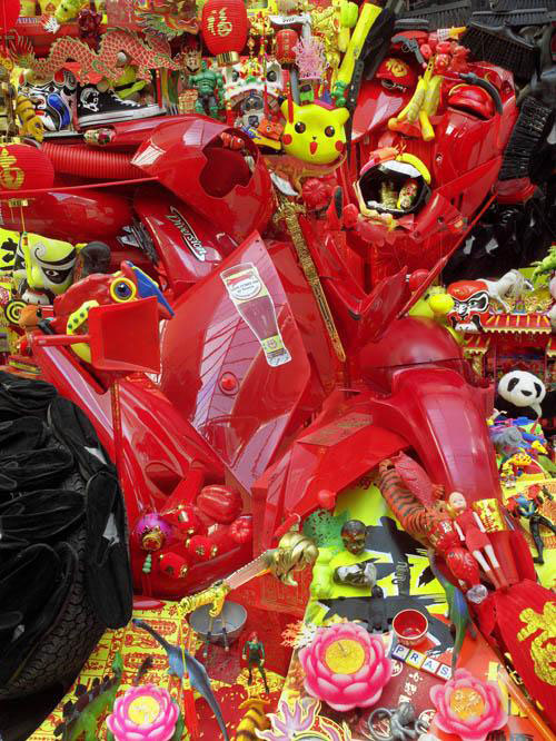 un-artiste-francais-reproduit-de-facon-surprenante-des-personnages-celebres-avec-des-objets-du-quotidien11