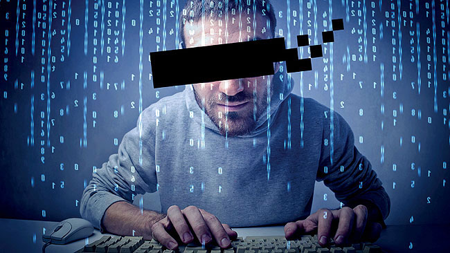 un-robot-nouvelle-generation-protege-vos-enfants-en-traquant-les-pedophiles-sur-internetVVV