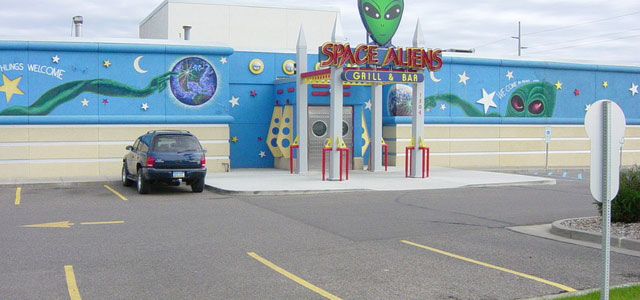 11-restaurants-parmi-les-plus-geek-du-monde52