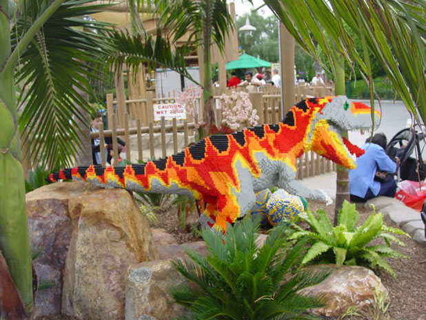 62-sculptures-en-lego-grandioses-et-atypiques-qui-vont-vous-emerveiller49