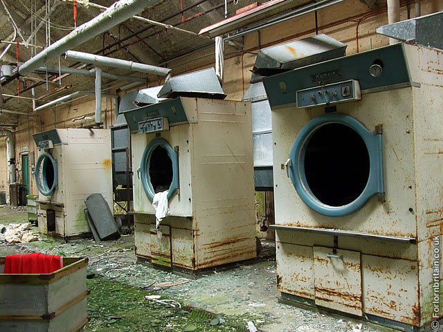 a-la-decouverte-des-asiles-abandonnes-les-plus-flippants-du-monde4