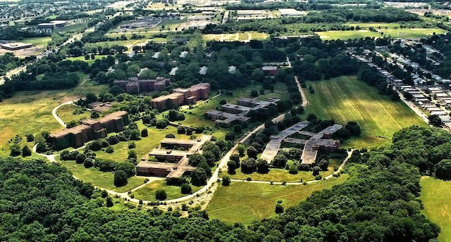 a-la-decouverte-des-asiles-abandonnes-les-plus-flippants-du-monde57