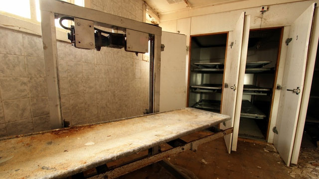 a-la-decouverte-des-asiles-abandonnes-les-plus-flippants-du-monde64