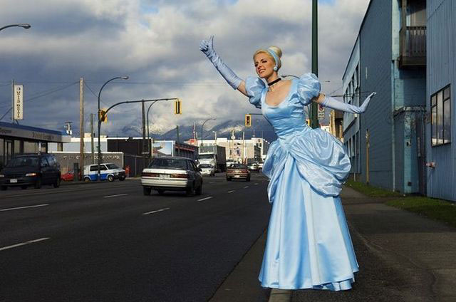 les-princesses-de-votre-enfance-dans-notre-realite-ca-na-plus-rien-dun-conte-de-fees12