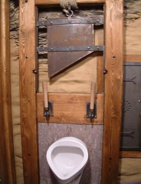 les-50-toilettes-les-plus-insolites-au-monde-8