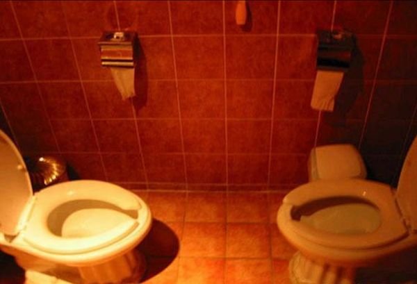 les-50-toilettes-les-plus-insolites-au-monde-17