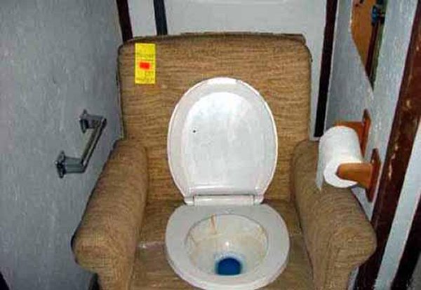 les-50-toilettes-les-plus-insolites-au-monde-30