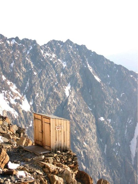 les-50-toilettes-les-plus-insolites-au-monde-49