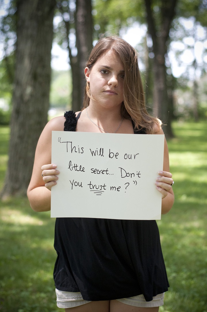 27-survivantes-d-agressions-sexuelles-s-arment-de-courage-et-citent-leurs-agresseurs-25