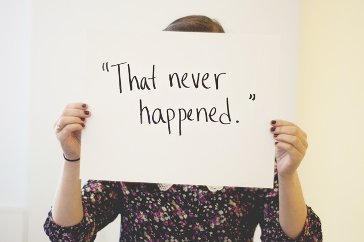 27-survivantes-d-agressions-sexuelles-s-arment-de-courage-et-citent-leurs-agresseurs-27