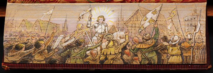 40-fresques-incroyables-cachees-sur-le-bord-des-pages-de-livres-anciens-8