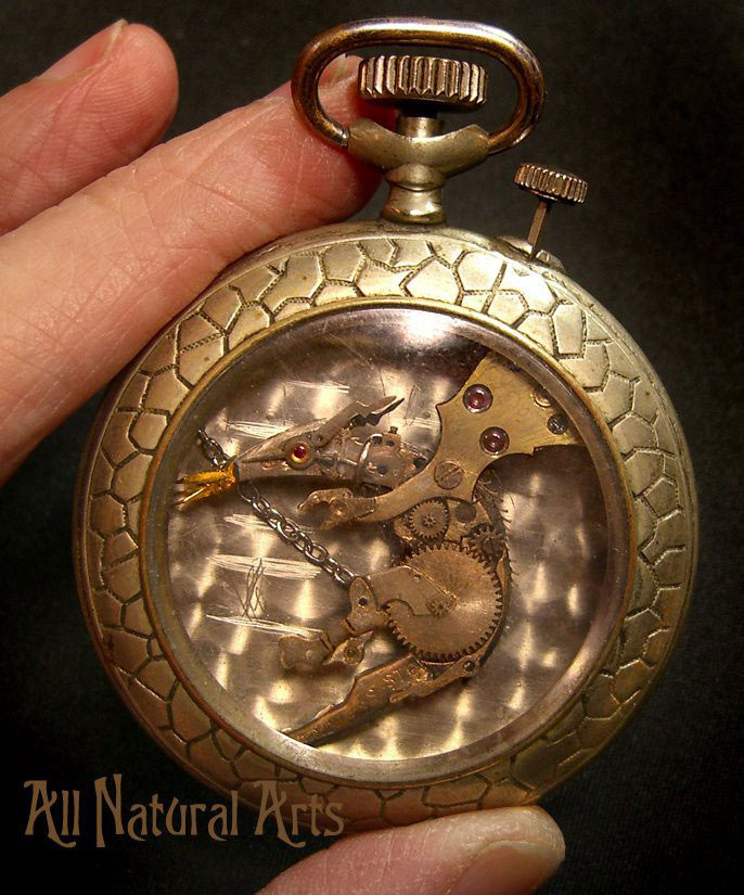 de-vieilles-montres-a-gousset-recyclees-et-transformees-en-detonnantes-sculptures4