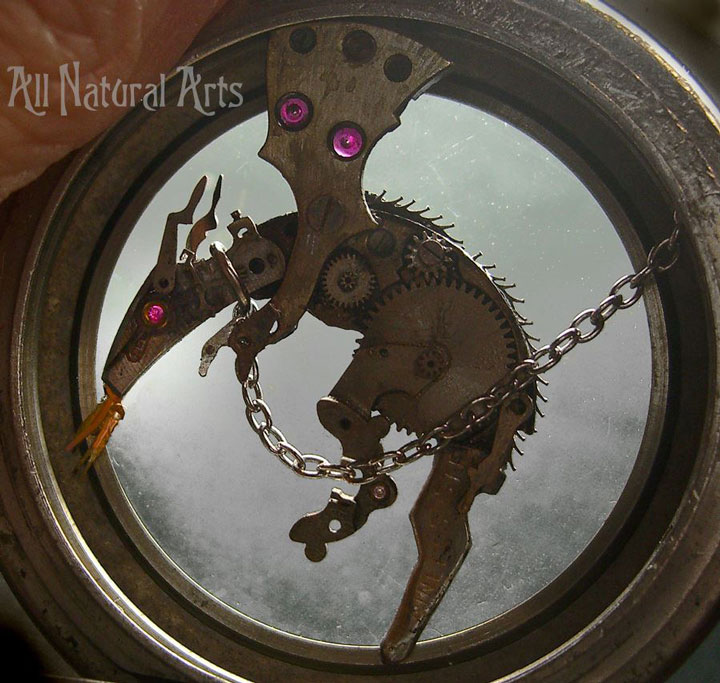 de-vieilles-montres-a-gousset-recyclees-et-transformees-en-detonnantes-sculptures8