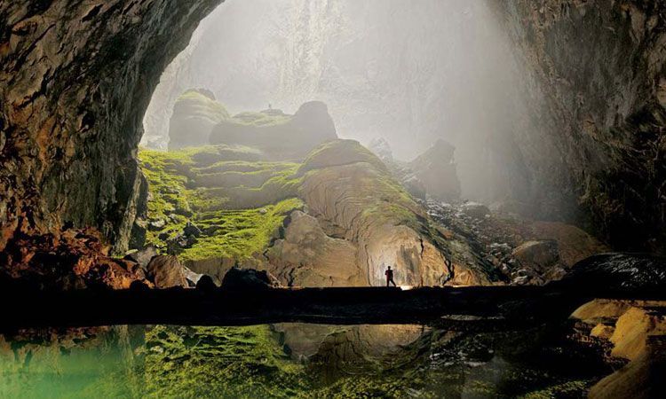 descendez-en-plein-coeur-de-la-plus-grande-grotte-du-monde-avec-ces-images-epoustouflantes-une