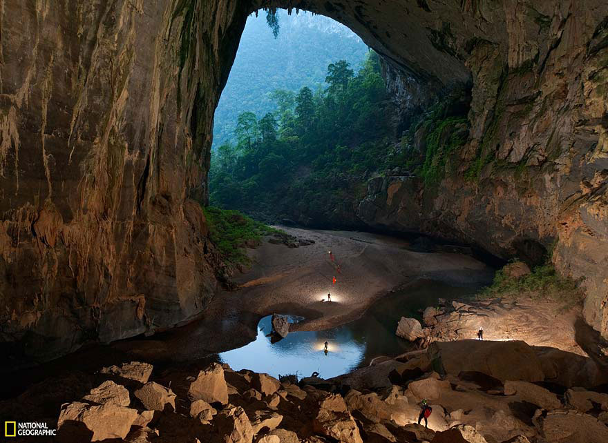 plongez-dans-les-meandres-caverneux-de-la-plus-grande-grotte-du-monde-en-vietnam1