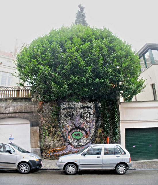 quand-le-street-art-se-met-au-vert-et-se-mele-a-la-nature-38
