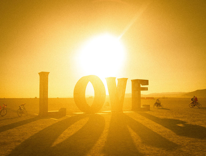 105-cliches-exceptionnels-du-burning-man-festival-le-rassemblement-surrealiste-dartistes-du-monde-entier1