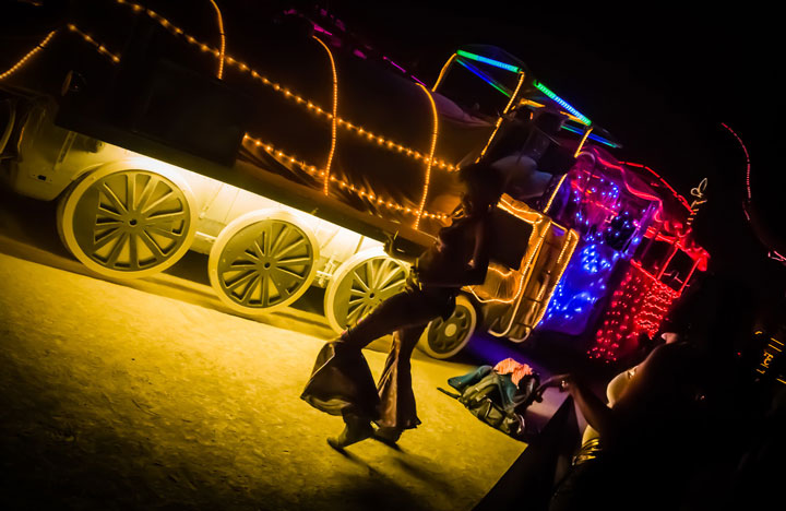 105-cliches-exceptionnels-du-burning-man-festival-le-rassemblement-surrealiste-dartistes-du-monde-entier30