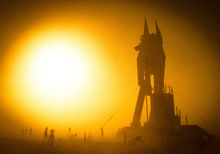 105-cliches-exceptionnels-du-burning-man-festival-le-rassemblement-surrealiste-dartistes-du-monde-entier39