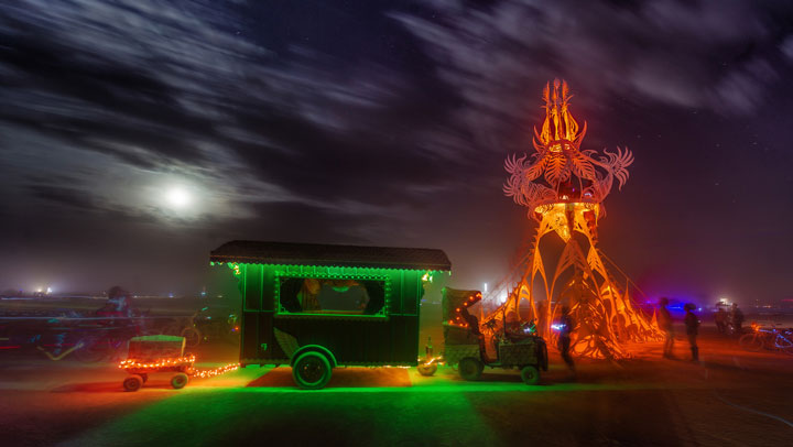 105-cliches-exceptionnels-du-burning-man-festival-le-rassemblement-surrealiste-dartistes-du-monde-entier43