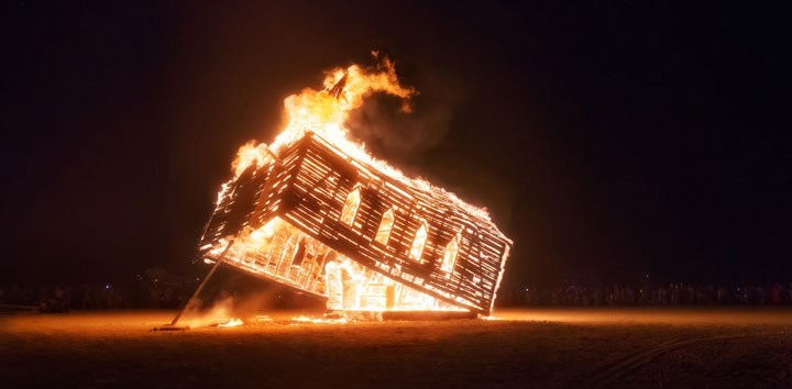 105-cliches-exceptionnels-du-burning-man-festival-le-rassemblement-surrealiste-dartistes-du-monde-entier71