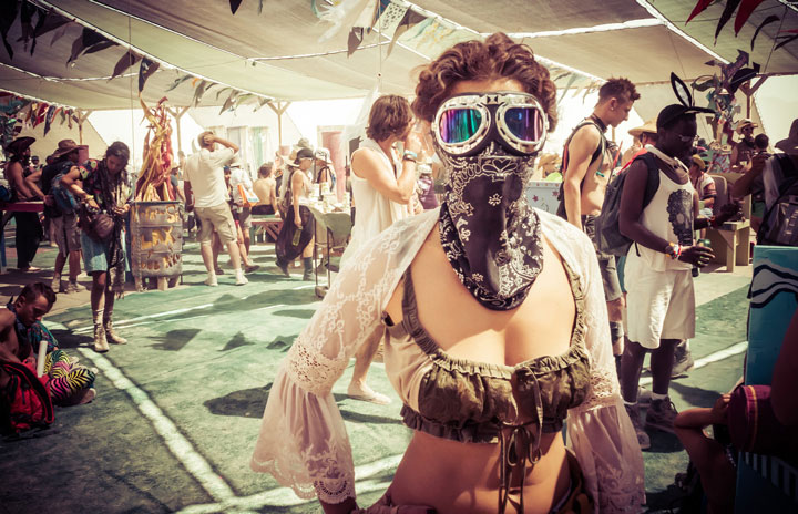 105-cliches-exceptionnels-du-burning-man-festival-le-rassemblement-surrealiste-dartistes-du-monde-entier87