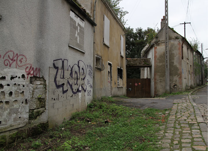 a-la-decouverte-du-vieux-village-de-goussainville-un-quartier-totalement-abandonne-a-vingt-kilometres-de-paris-50